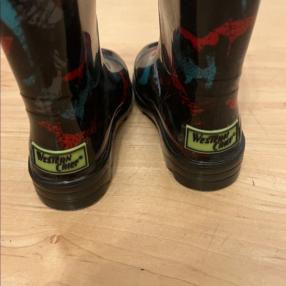 Western Chief Kids' Black and Red Light UpRain Boots - Picture 4 of 6